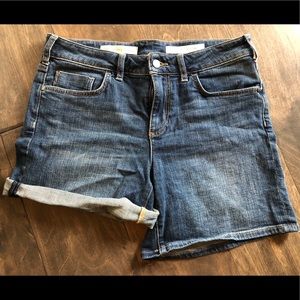 Women’s Pilcro and the Letterpress shorts size 29